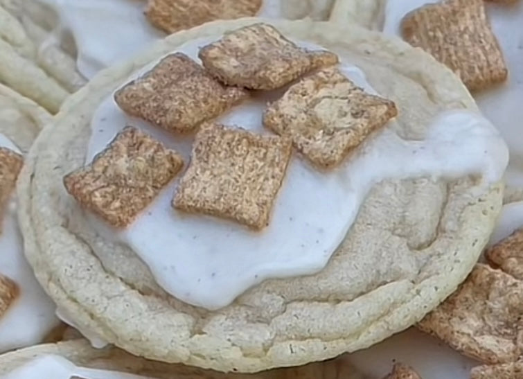 Cinnamon Toast Crunch Cookie